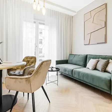 Bob W Centre - Ambassador Apartament Tallin