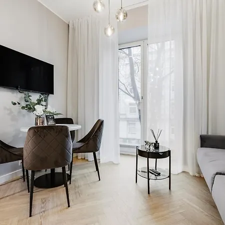 Bob W Centre - Ambassador Apartament *