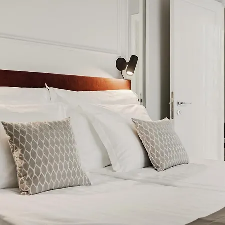 Bob W Centre - Ambassador * Tallin