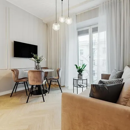 Bob W Centre - Ambassador * Tallin