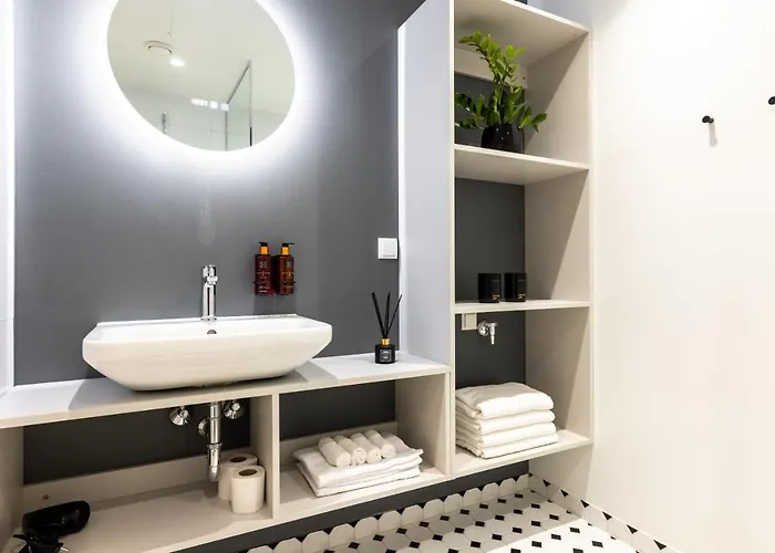 Bob W Centre - Ambassador *