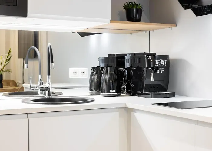 Bob W Centre - Ambassador * Tallinn