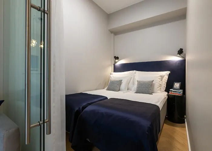 Bob W Centre - Ambassador *