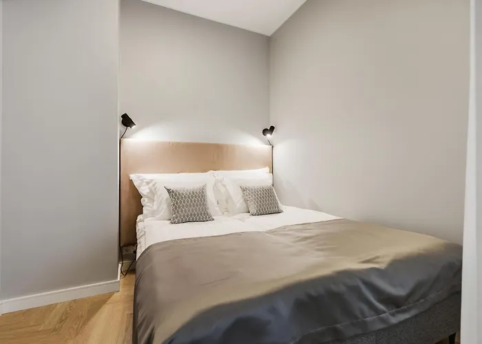 Bob W Centre - Ambassador Apartment