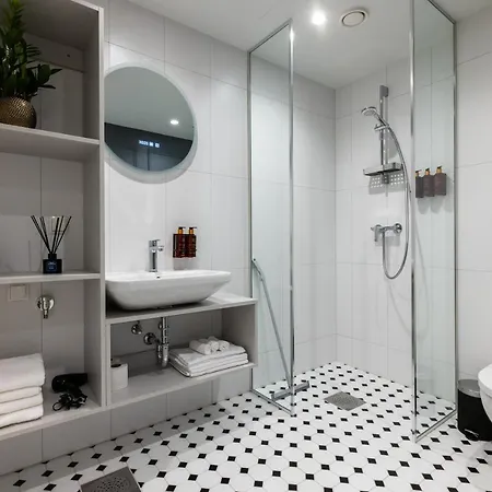 Bob W Centre - Ambassador * Tallinn