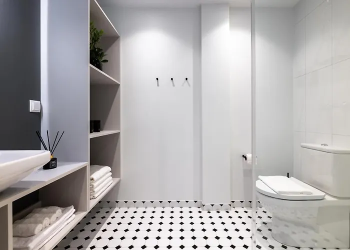 Bob W Centre - Ambassador * Reval