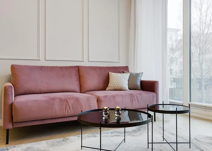 Bob W Centre - Ambassador * Reval